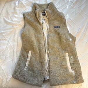 Patagonia Sherpa vest